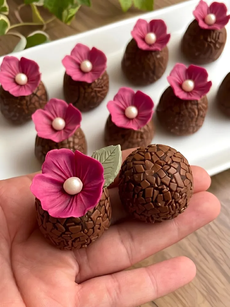 Docinho com acabamento de doce fino